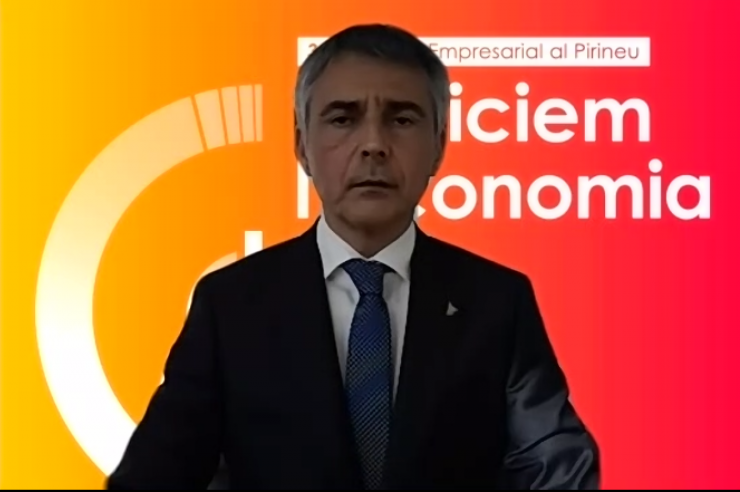 El president de la Trobada Empresarial al Pirineu, Vicenç Voltes, durant la presentació de la jornada.